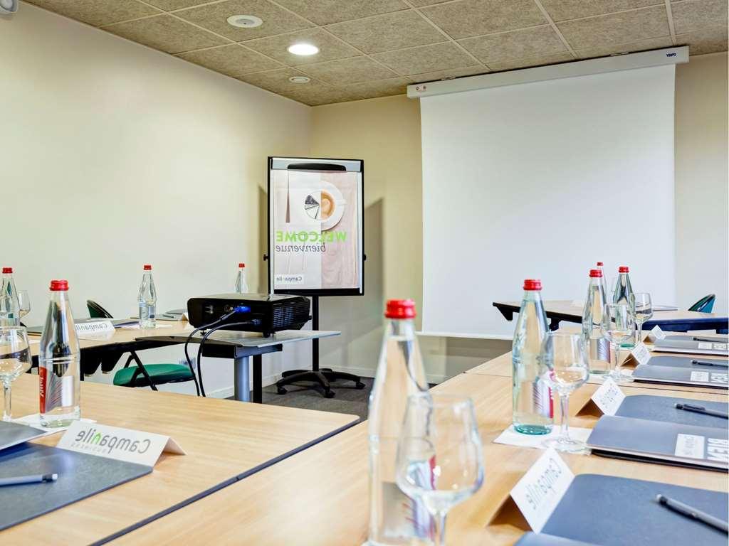 Hotel Campanile Lyon Eurexpo 3*