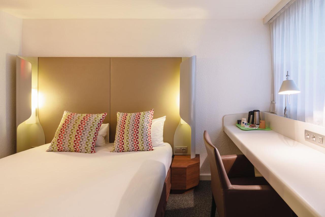 Campanile Lyon Eurexpo Hotel